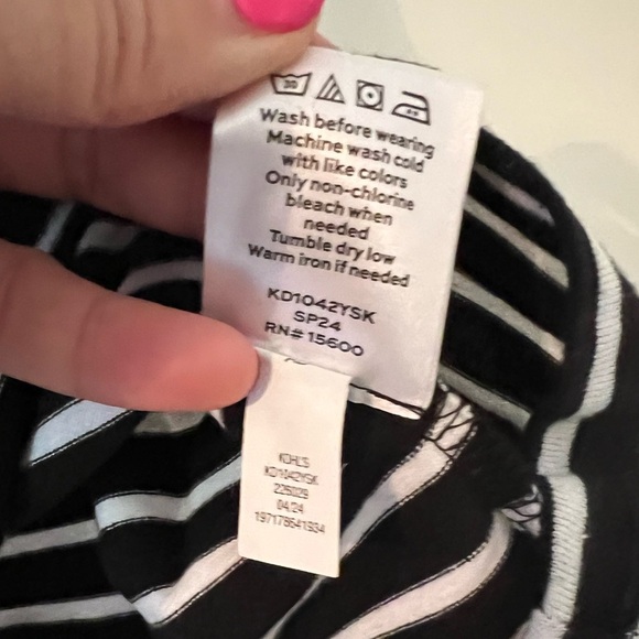 Draper Black and White Striped Short Sleeve Top size XL (F127) - Picture 7 of 10